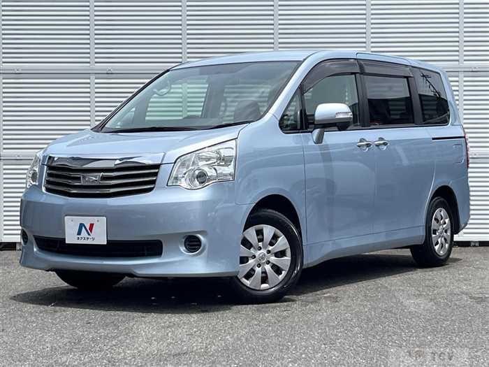 2011 Toyota Noah