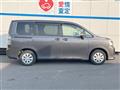 2011 Toyota Voxy