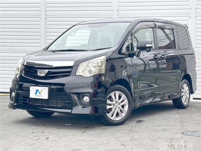 2012 Toyota Noah