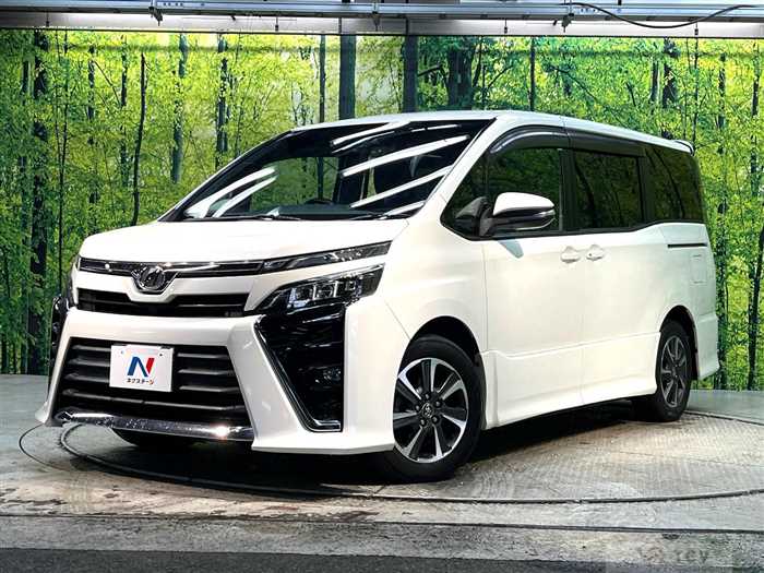 2017 Toyota Voxy