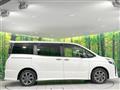 2021 Toyota Voxy