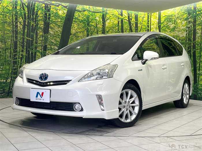 2013 Toyota PRIUS α