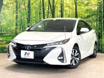 2018 Toyota Prius PHV