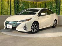 2018 Toyota Prius PHV