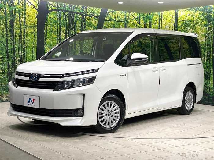 2017 Toyota Voxy