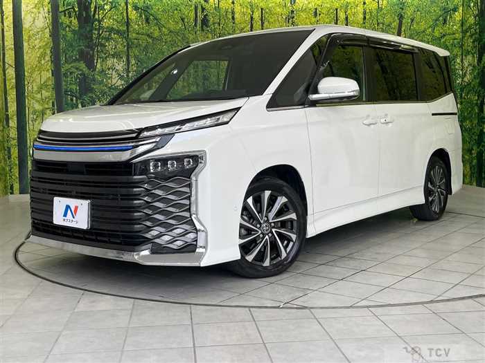 2022 Toyota Voxy