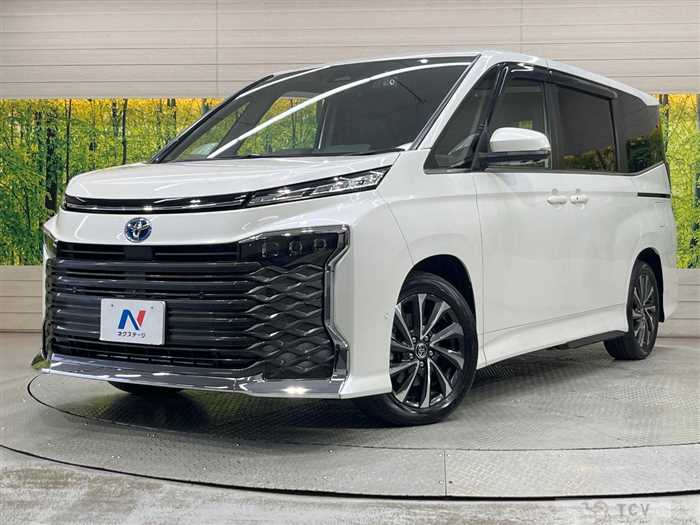 2022 Toyota Voxy