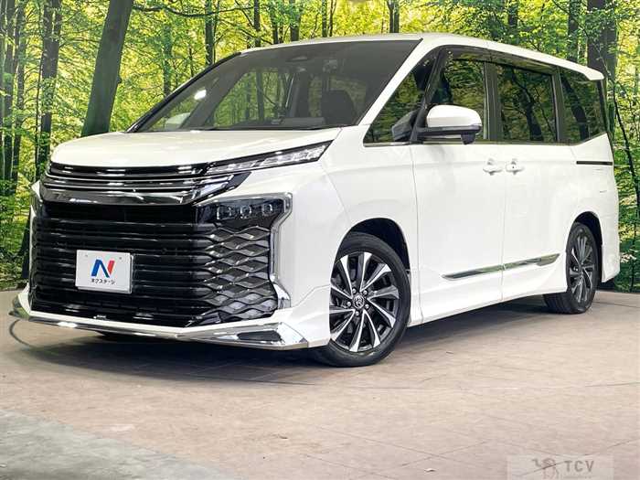 2022 Toyota Voxy