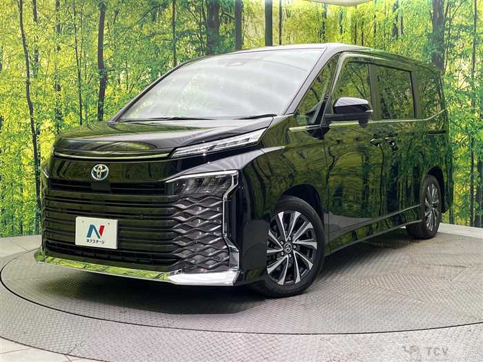 2022 Toyota Voxy