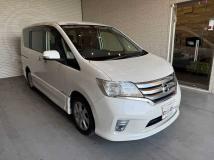 2013 Nissan Serena