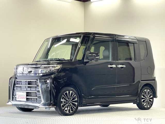 2023 Daihatsu Tanto Custom