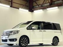 2014 Honda Step WGN