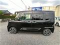 2021 Daihatsu Tanto Custom