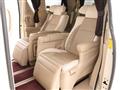 2013 Toyota Alphard Hybrid
