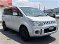 2008 Mitsubishi Delica D5