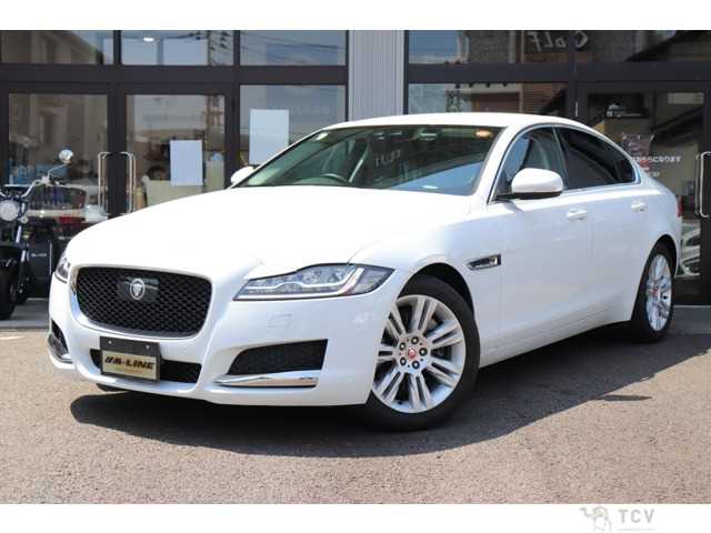 2020 Jaguar XF