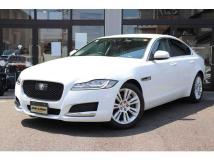 2020 Jaguar XF