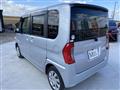 2017 Daihatsu Tanto