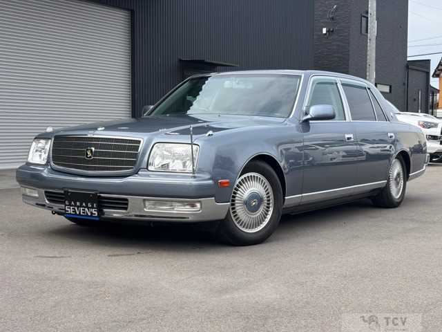 2010 Toyota Century