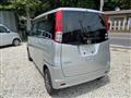 2010 Nissan ROOX