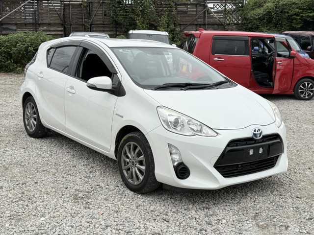 2015 Toyota AQUA