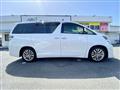 2013 Toyota Vellfire