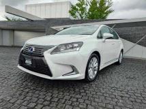 2016 Lexus HS