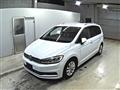 2017 Volkswagen Golf Touran