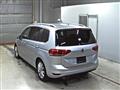 2016 Volkswagen Golf Touran