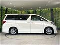 2013 Toyota Alphard