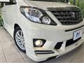 2013 Toyota Alphard