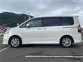 2010 Toyota Noah