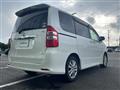 2010 Toyota Noah