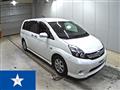 2013 Toyota Isis