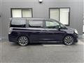 2013 Honda Step WGN