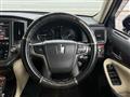 2013 Toyota Crown Royal Series