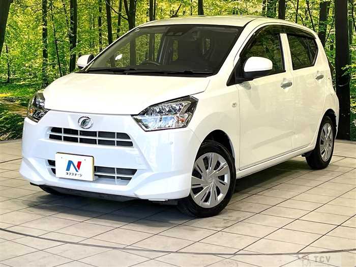 2022 Daihatsu Mira Es