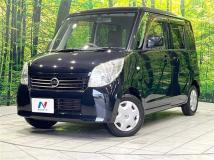 2012 Nissan ROOX