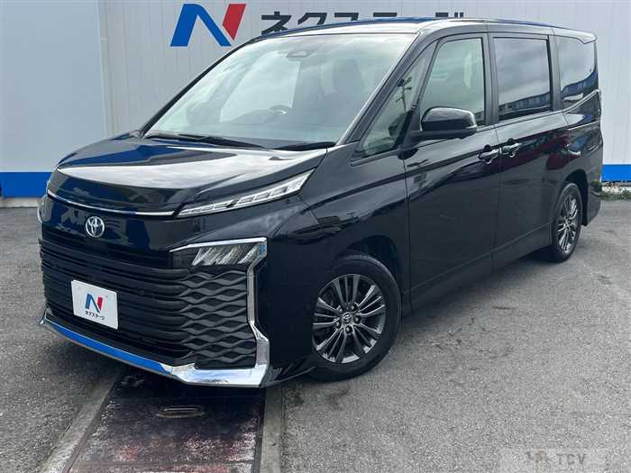 2022 Toyota Voxy