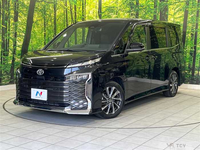 2023 Toyota Voxy