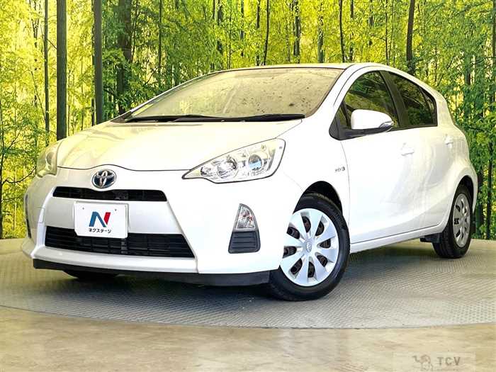 2012 Toyota AQUA