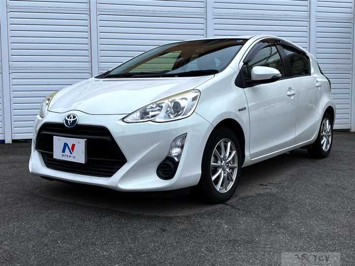 2016 Toyota AQUA