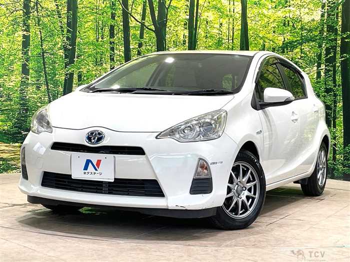 2013 Toyota AQUA