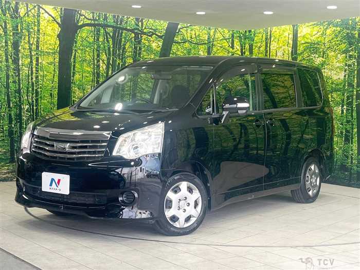 2013 Toyota Noah
