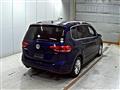 2017 Volkswagen Golf Touran