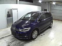 2019 Volkswagen Golf Touran