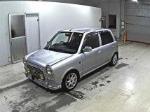 2002 Daihatsu Miragino