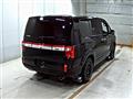 2021 Mitsubishi Delica D5