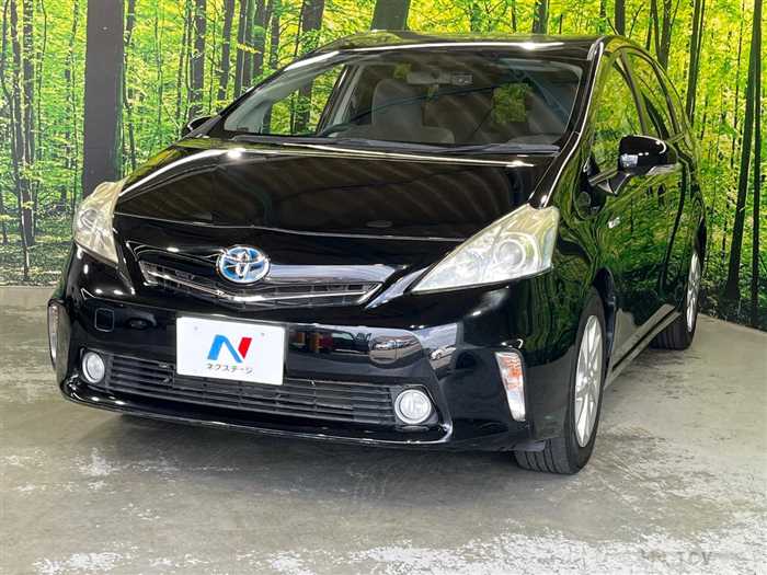 2012 Toyota PRIUS α