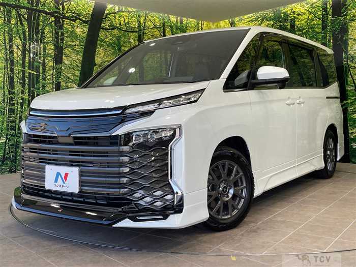 2023 Toyota Voxy